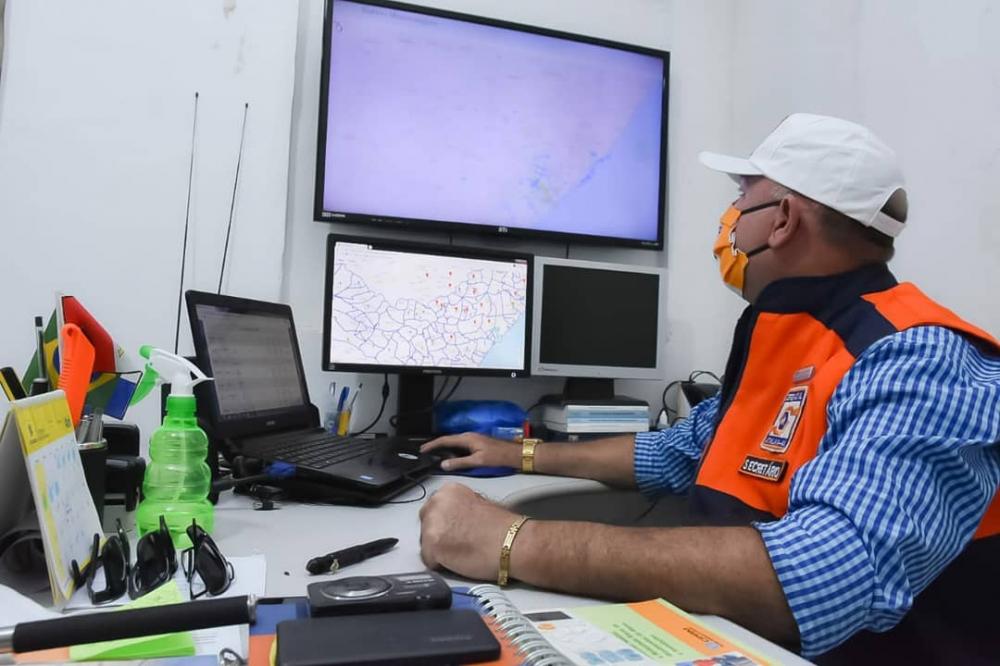 Secretário municipal de Defesa Civil, Massilon Mendes.