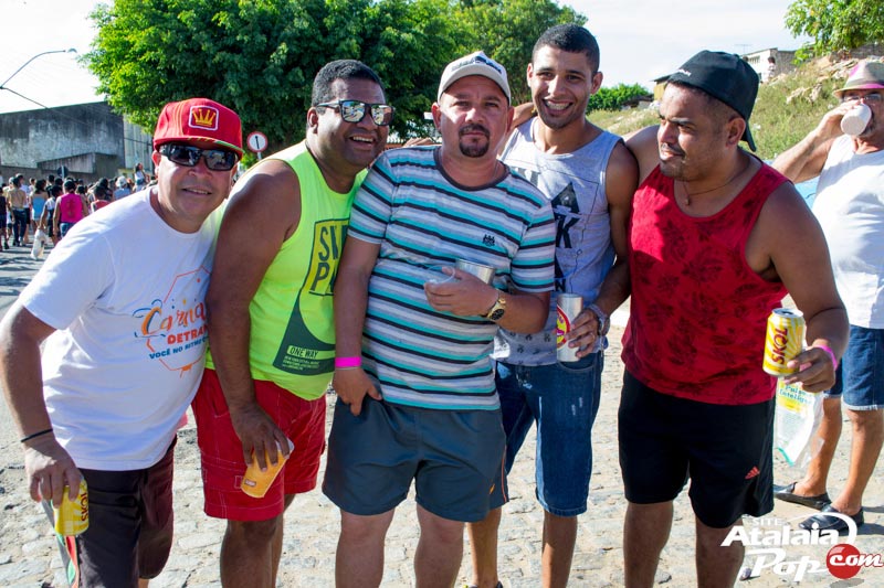 Blocos de rua animaram o Carnaval 2017 em Atalaia.