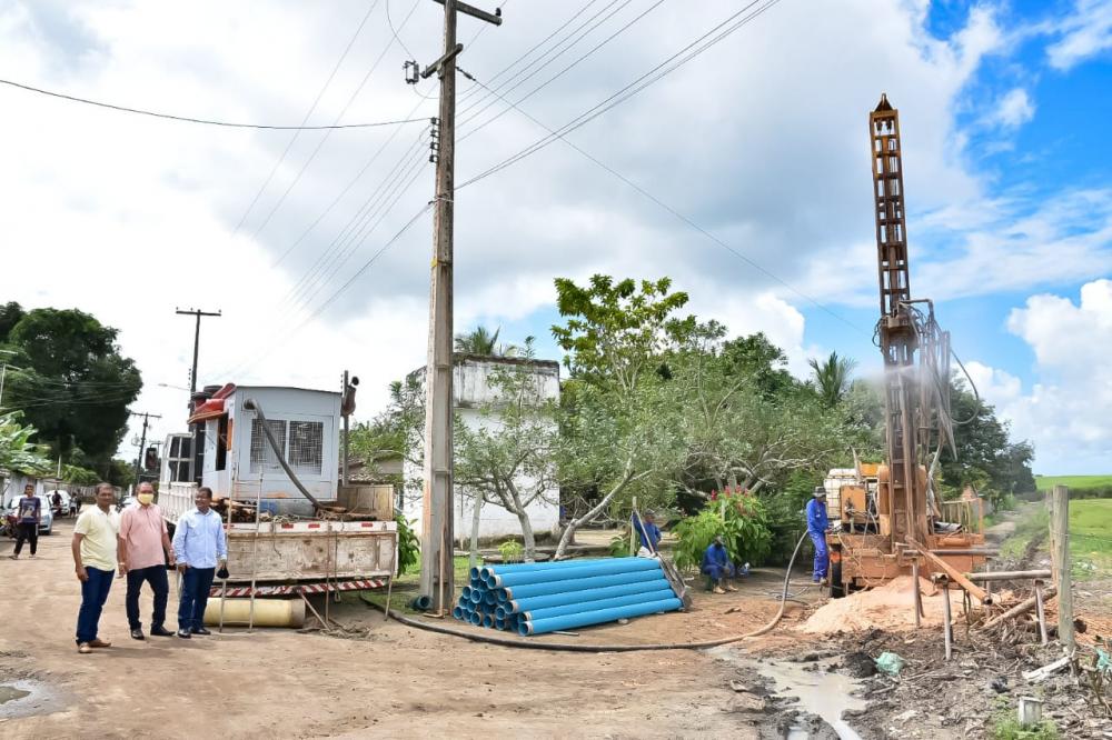 Zé do Paulo, vereador Quinho do Portão e diretor do SAAE Atalaia, Lulinha Vigário.