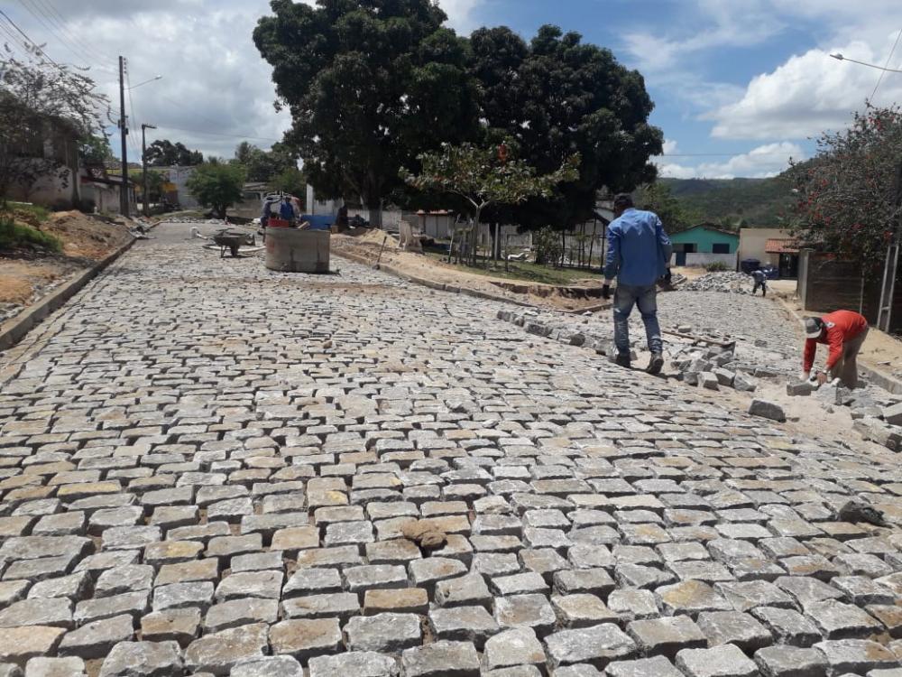 Obra segue em ritmo acelerado no Distrito Ouricuri.