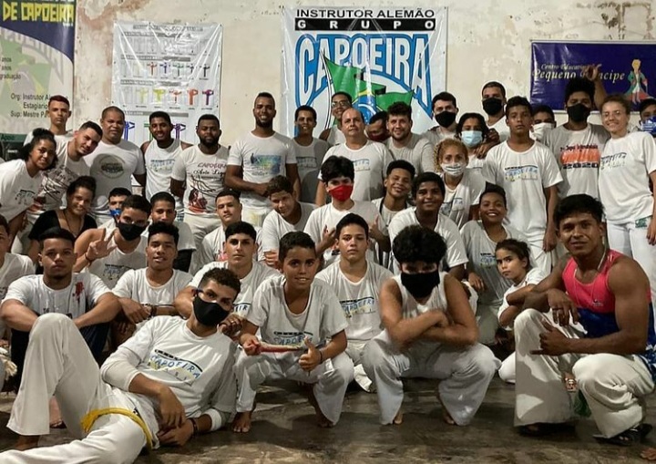 Roda Solidária foi promovida pelo Grupo Capoeira Brasil.