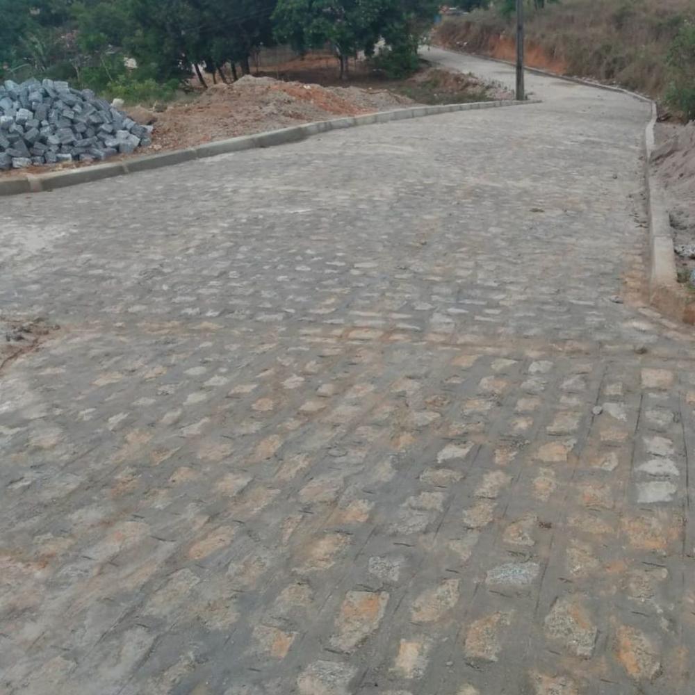 Calçamento era um sonho dos moradores daquela região.
