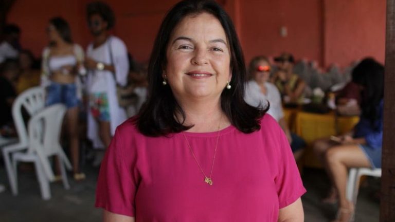 Deputada estadual Fátima Canuto.