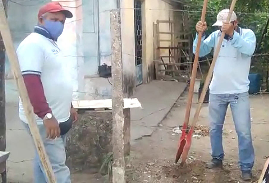 Equipe do SAAE iniciou os trabalhos no Povoado Olhos D'água. 