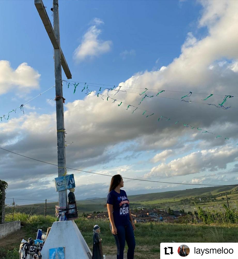 Vereadora Lays Melo em visita ao Cruzeiro, no bairro Alto do Cruzeiro.