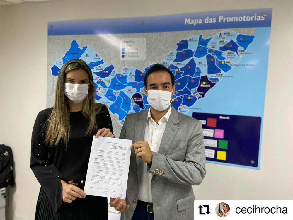 Prefeita Cecília Rocha e o Procurador Dr. Márcio Júnior.