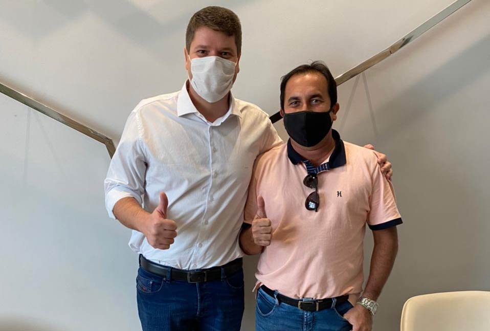 Deputado Davi Davino Filho e o vereador Neto Acioli.