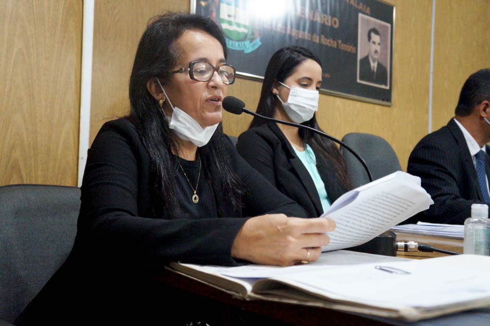 Projeto de Lei foi apresentado na sessão ordinária desta terça-feira (13).