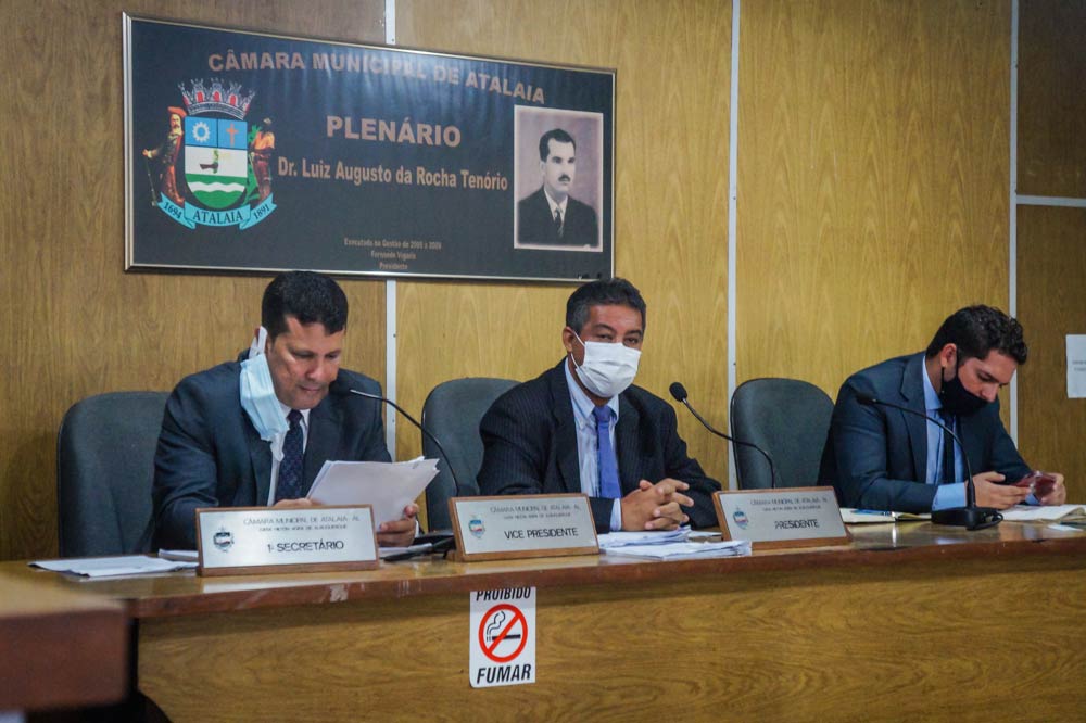 Sessão da Câmara Municipal de Atalaia.
