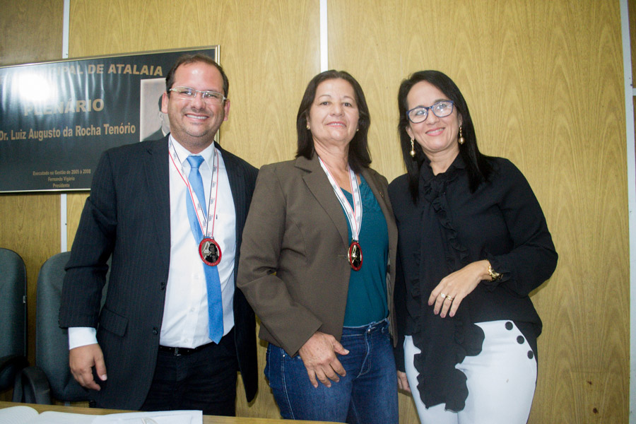 Vereadores Alexandre Tenório (Presidente), Janaína do Cal e Neide Miranda