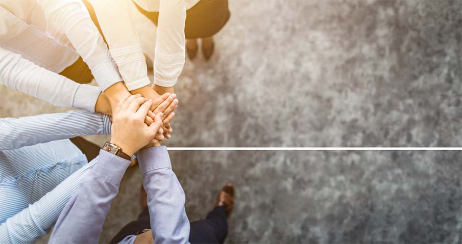 É Preciso Liderar com o Coração. Por: Professor Ézio Lima