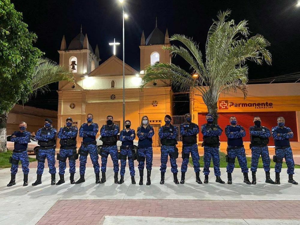 Ronda noturna da Guarda Municipal contou com a presença da prefeita Ceci Rocha. 