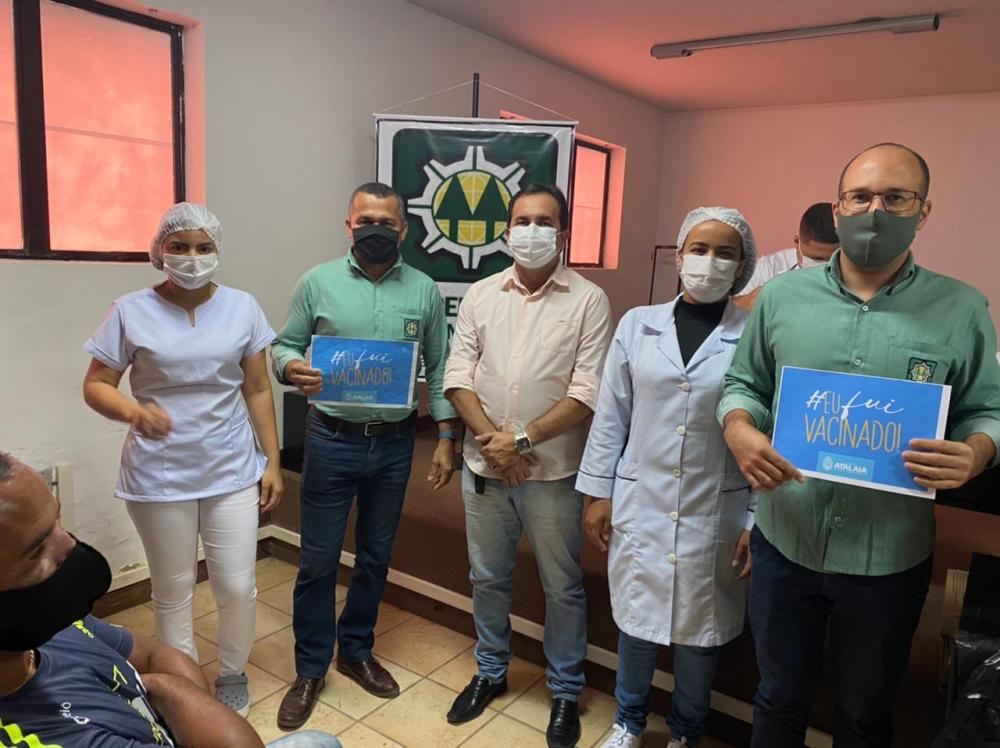 Vacinação dos funcionários da indústria teve início nesta terça-feira, 1 de junho.