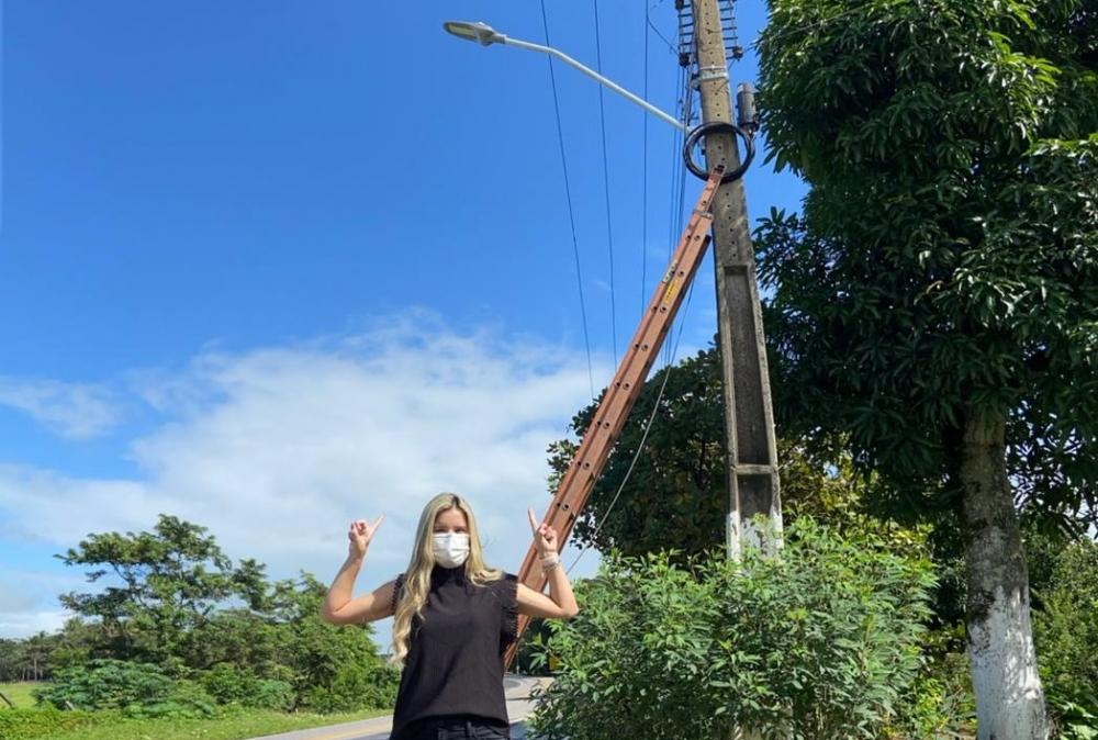 Prefeita Ceci Rocha acompanhou os trabalhos no Distrito Branca.