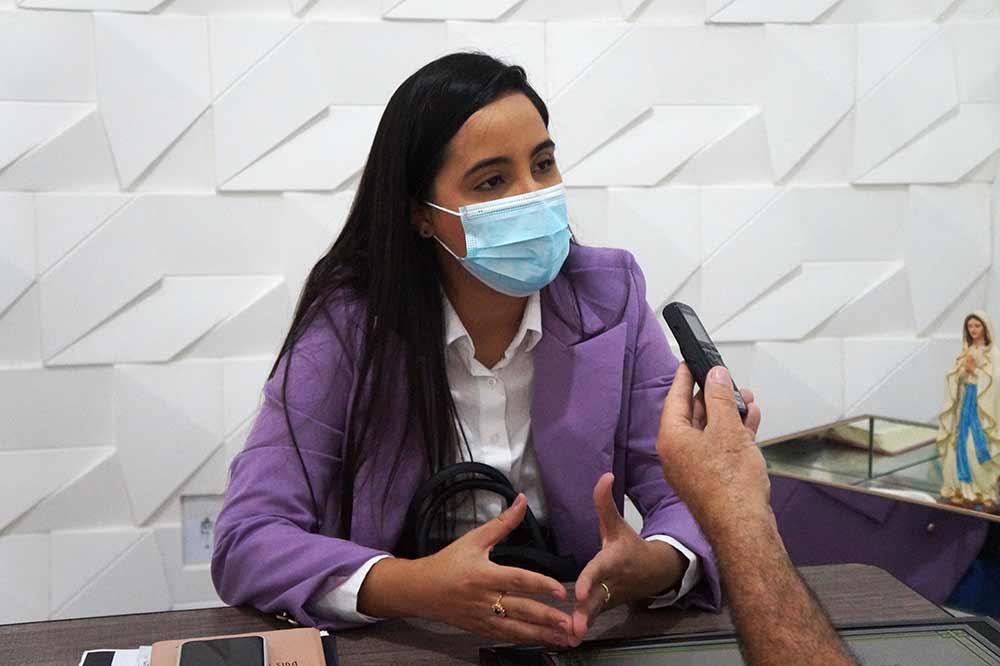 Vereadora participou de uma entrevista exclusiva com o radialista Adaias Ferraz.