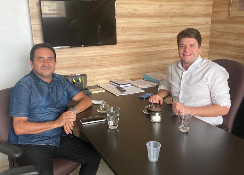 Vereador Neto Acioli e deputado estadual Davi Davino, ambos do PP.