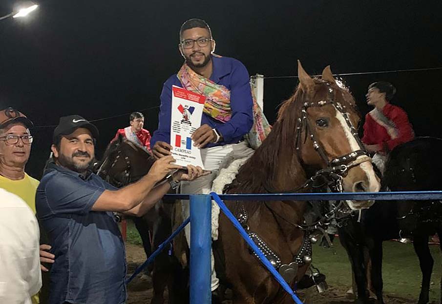 Vereador Neto Acioli prestigia final de Torneio de Cavalhada, em Atalaia..