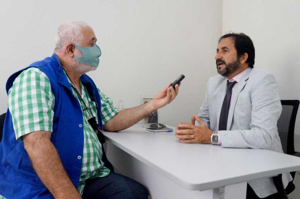 Vereador Neto Acioli (PP) em entrevista para a Rádio Web do site Atalaia Pop.