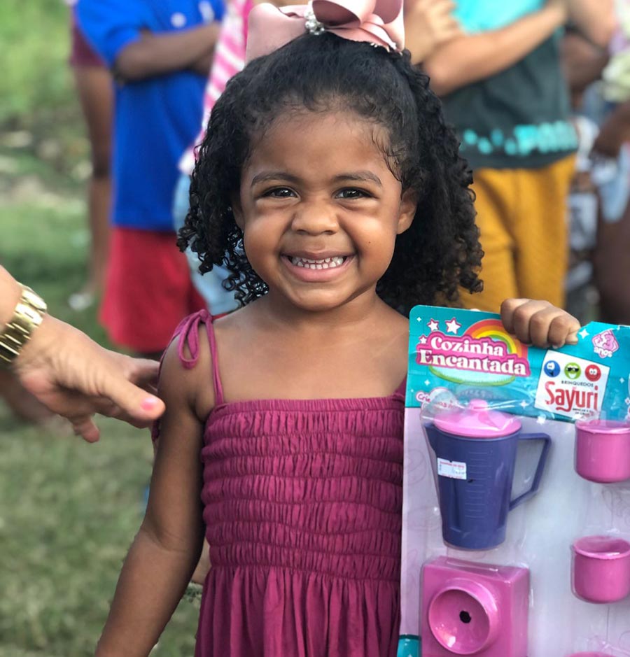 Muita alegria para as crianças do Povoado Jenipapeiro e Mutirão. 