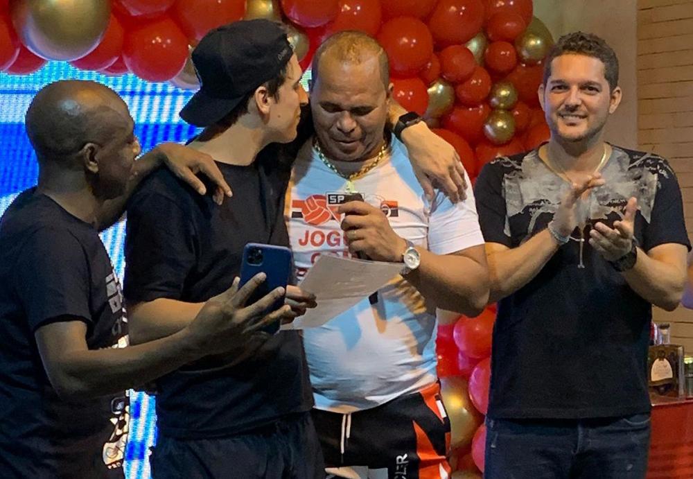 Câmara aprovou Indicação Coletiva que concede o Título de Cidadão Atalaiense a Felipe Prior.