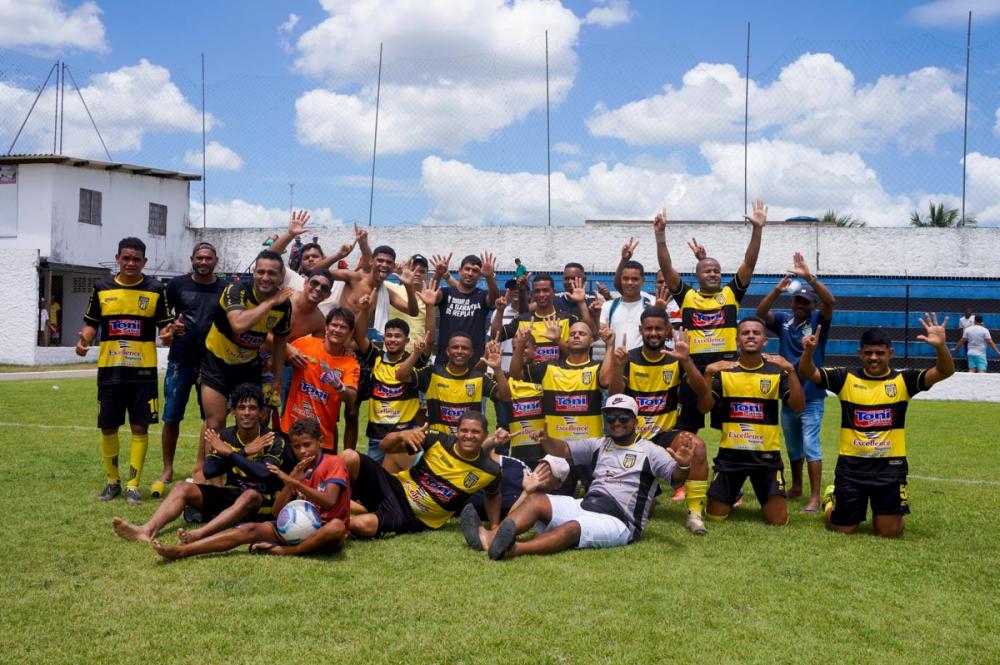 Vira Copos enfrenta o Show de Bola na final e vai buscar o pentacampeonato da competição.