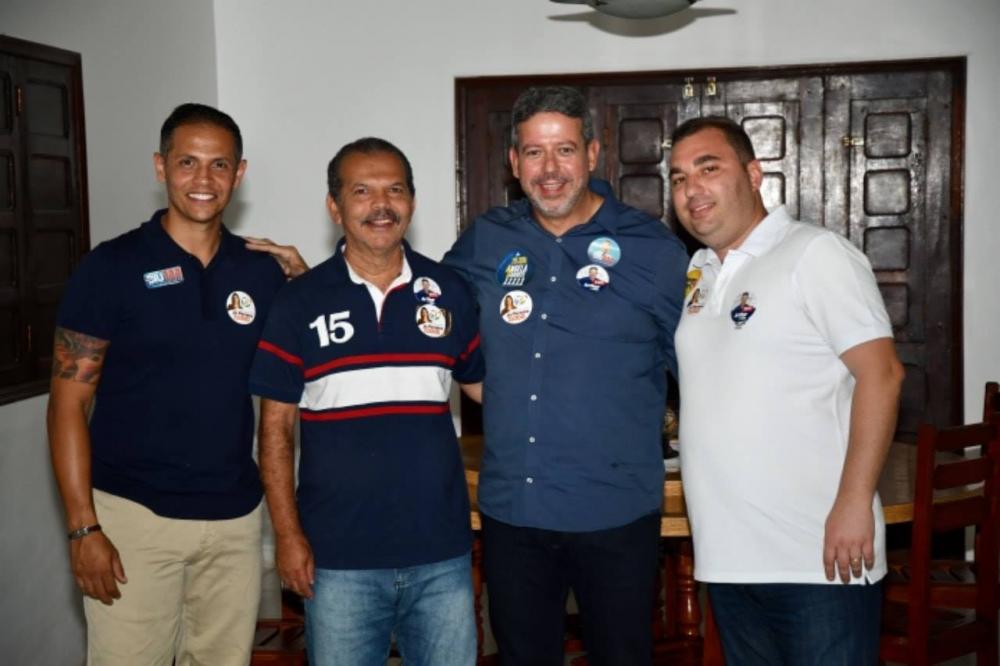 Arthur Lira foi recebido por lideranças políticas de Atalaia.