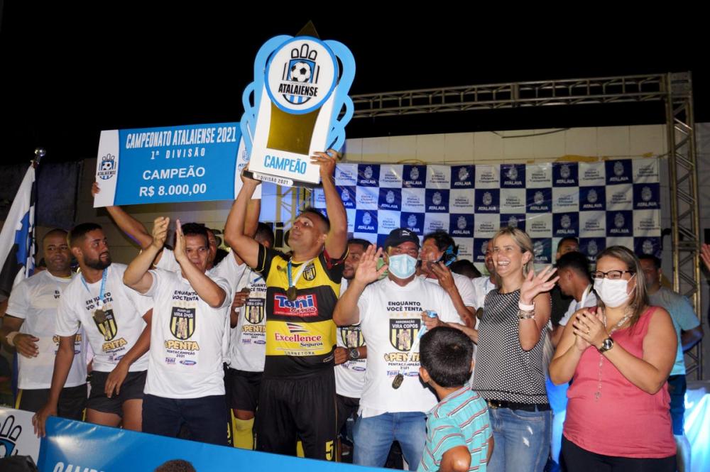 Vira Copos é campeão do Campeonato Atalaiense de Futebol 2021.