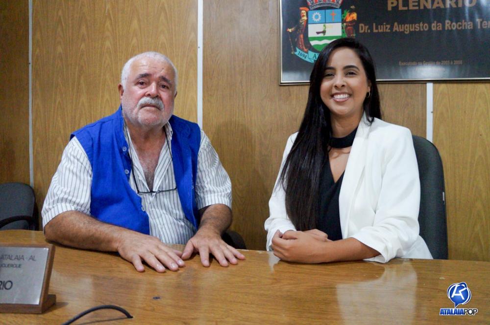 Radialista Adaias Ferraz entrevista a vereadora Lays Melo..