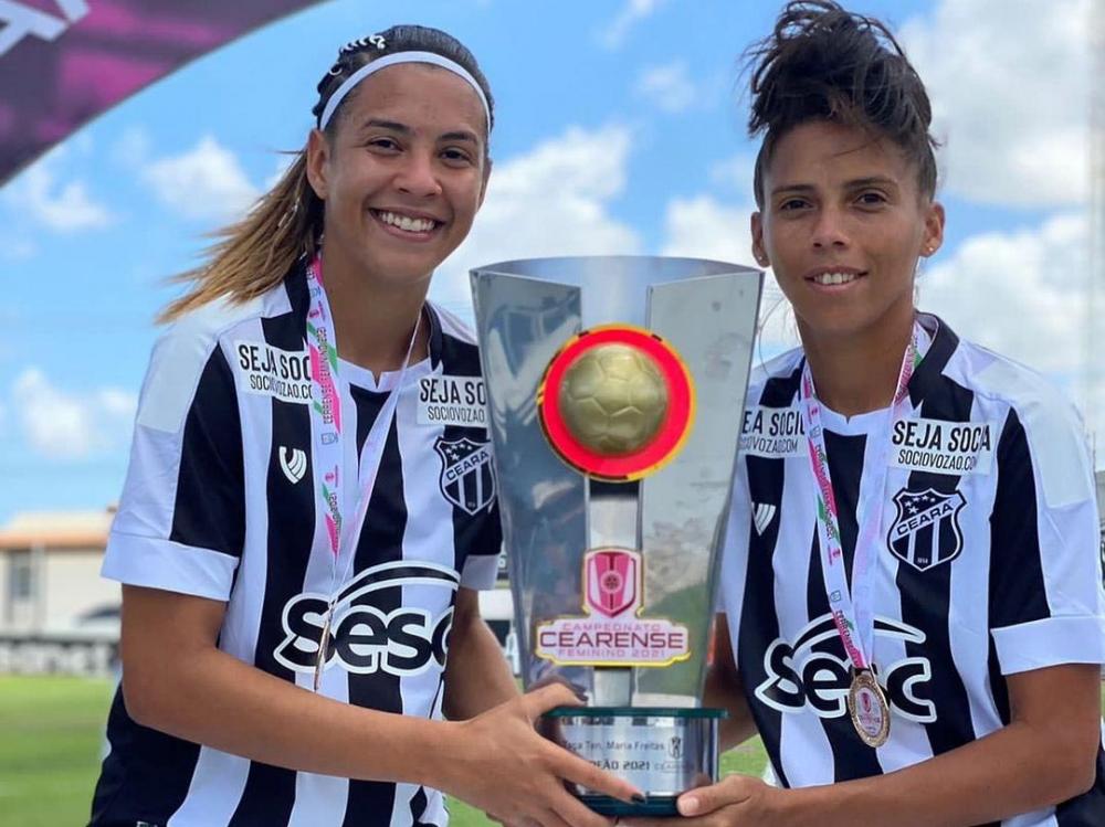 Patrícia Barbosa é campeã cearense 2021 com a equipe do Ceará.