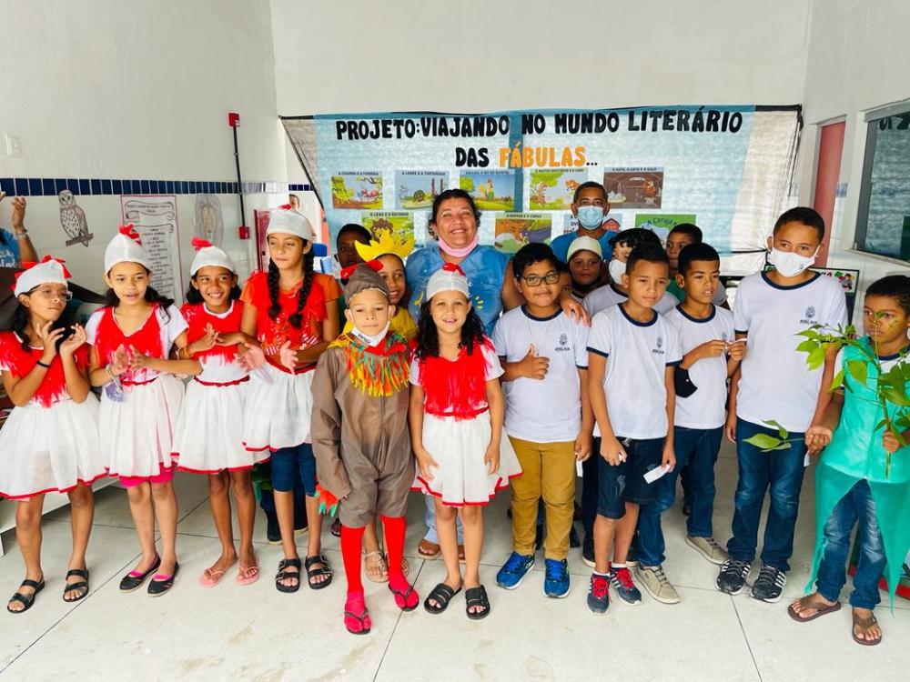 Projeto de Leitura Viajando no Mundo Literário das Fábulas.