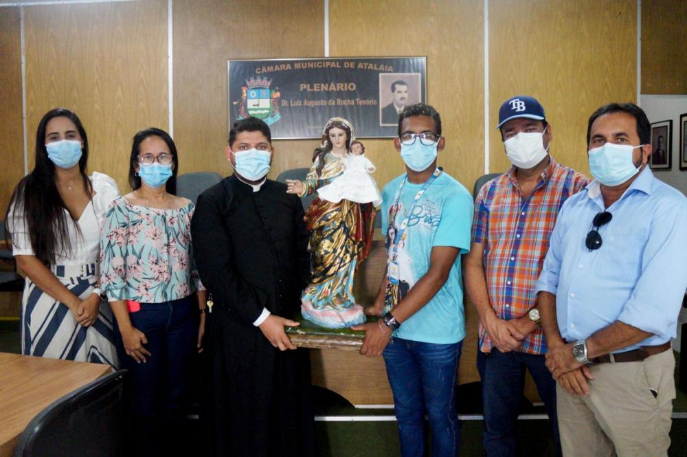 Câmara recebe visita da imagem peregrina de Nossa Senhora das Brotas..