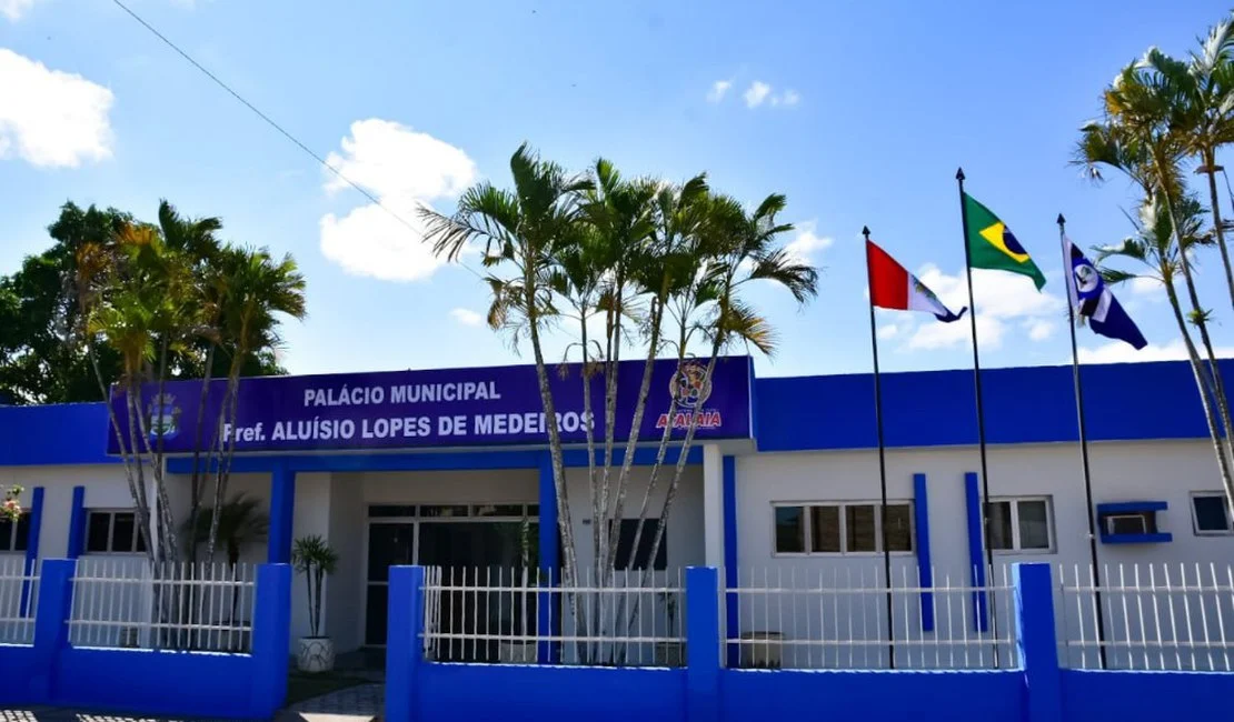 O Palácio Municipal de Atalaia, sede da prefeitura da cidade - Foto: Assessoria