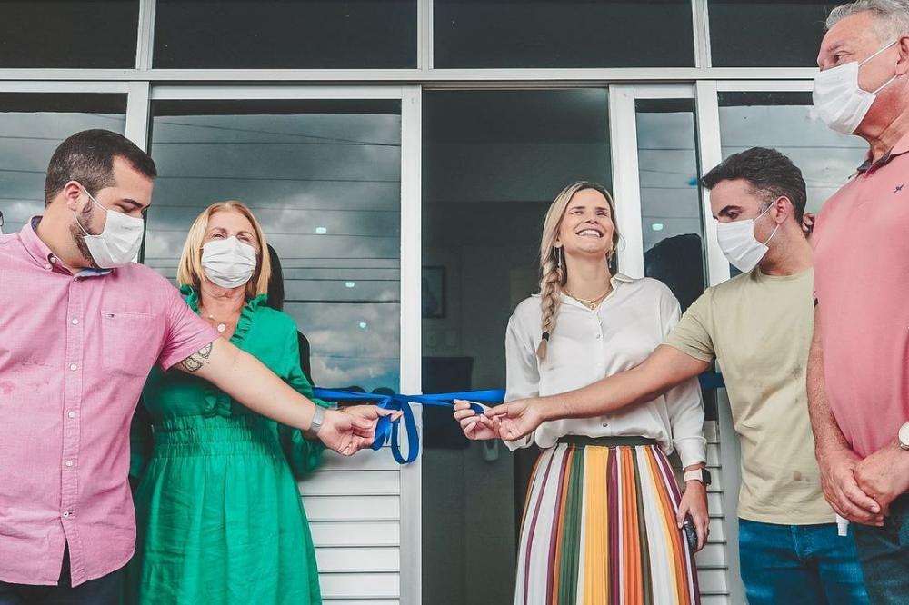 Prefeita inaugura três UBSs no município de Atalaia. 