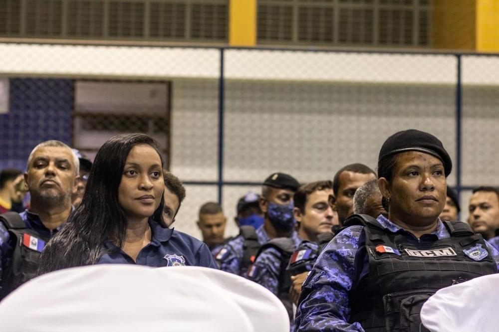 A Guarda Civil Municipal de Atalaia tem representação feminina em seu quadro.