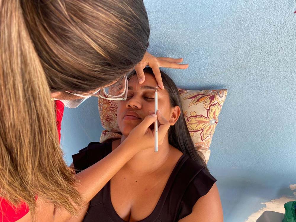 Dia de Beleza e Lazer em homenagem as mulheres de Atalaia.