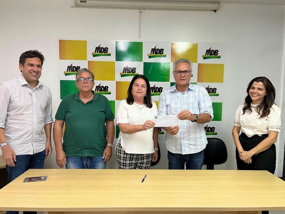 Fátima Canuto se filia ao MDB.