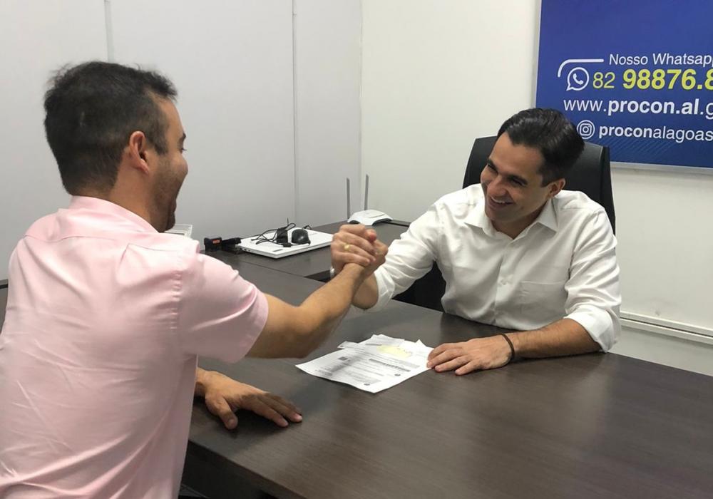 Dr. Márcio Roberto Júnior esteve reunido com o diretor-presidente do Procon em Alagoas.