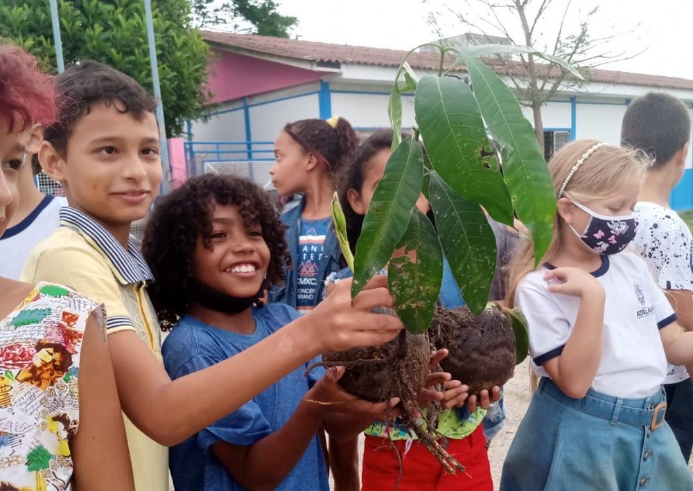 Trabalho de conscientização sobre a importância da preservação ambiental. 