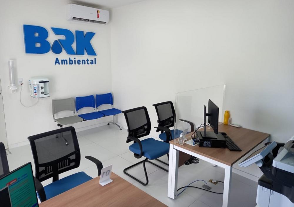 Ainda não há previsão para o retorno dos atendimentos presenciais nessas unidades.