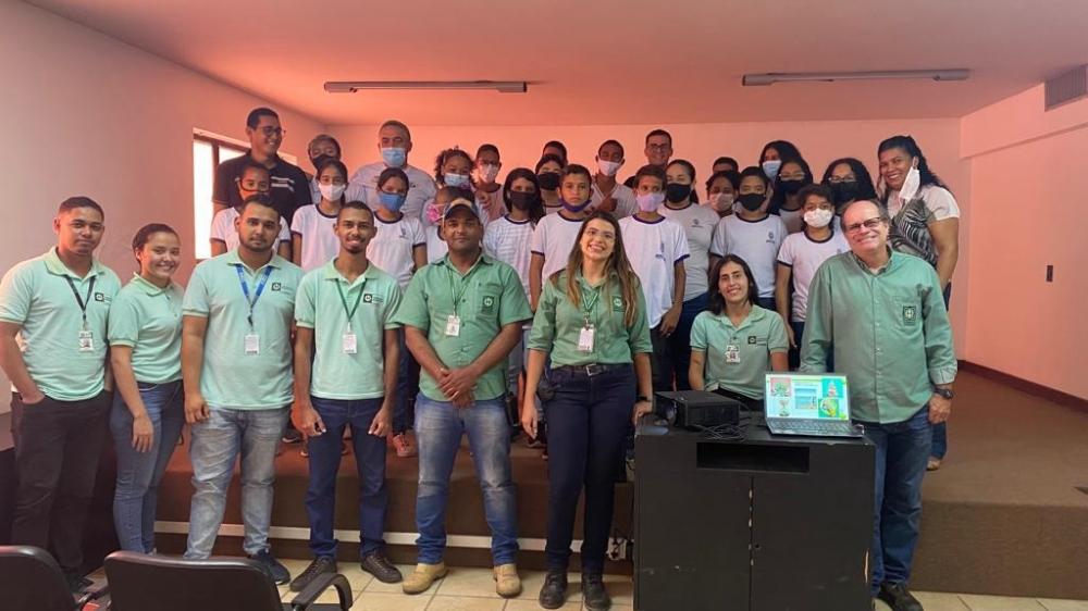 Alunos da Escola Suzana Craveiro conheceram iniciativas sustentáveis desenvolvidas pela Copervales.