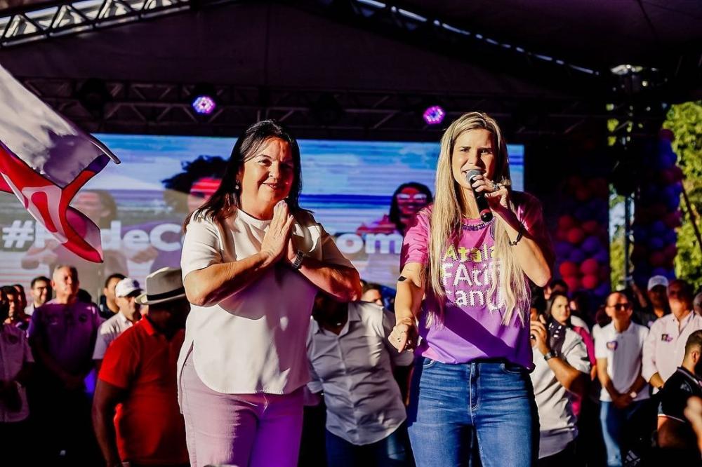 Fátima Canuto e Ceci Rocha.