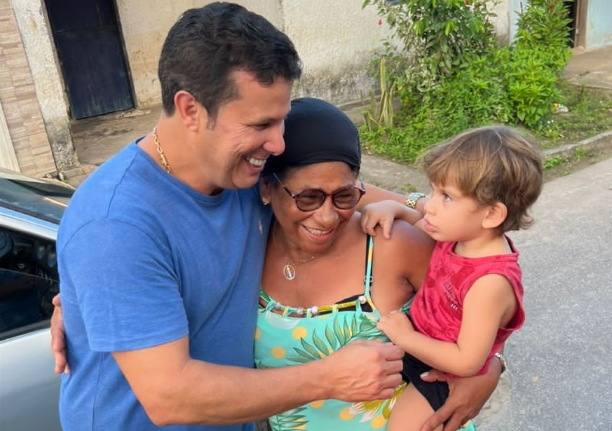 Vereador Anderson Medeiros realiza ação solidária em prol das famílias vítimas da enchente em Atalaia.