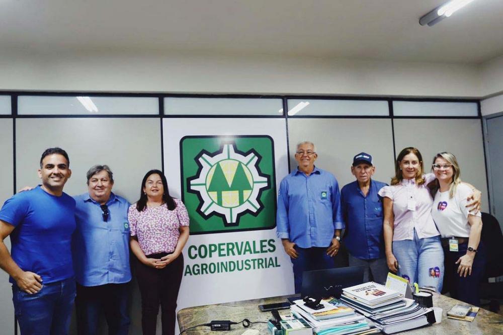 Visita a Copervales Agroindustrial, em Atalaia.