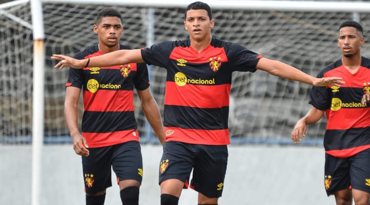 Na temporada já são 29 vezes que Riquelmy balançou a rede adversaria. 