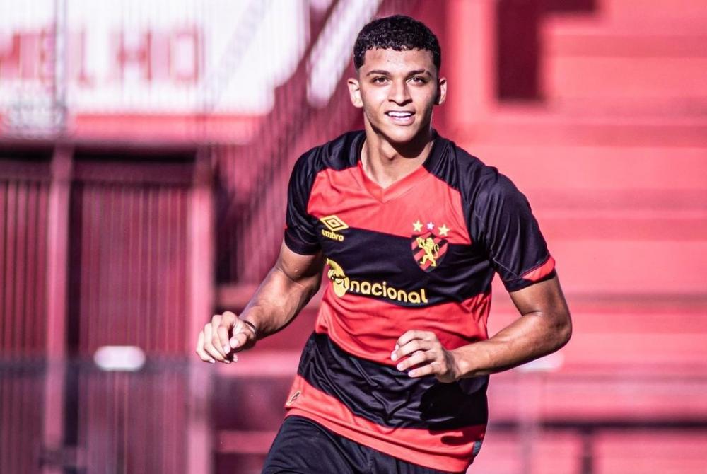 Atacante Riquelmy é um dos grandes destaques da competição.