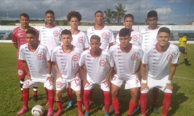 Equipe do Independente representou Atalaia na competição.