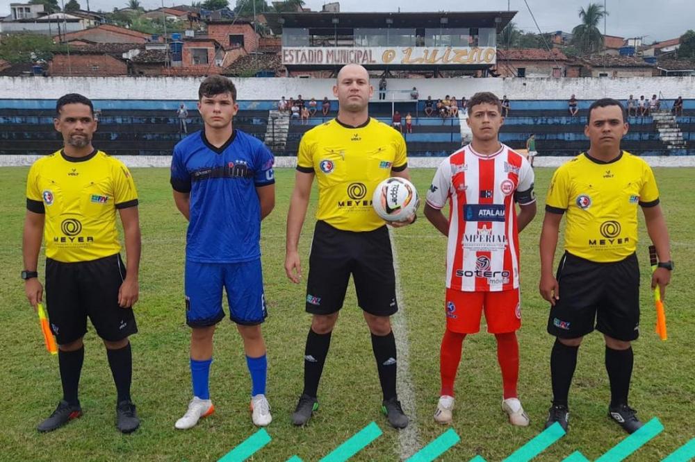 Independente Atalaia enfrentou o Agrimaq na estreia do Alagoano Sub-15 2022.