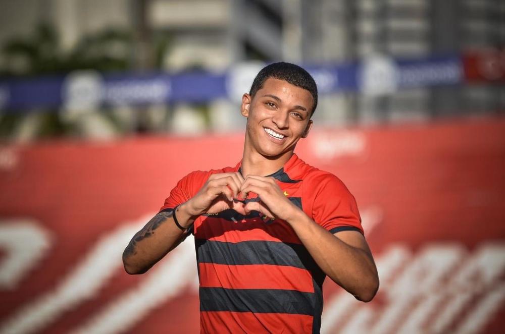 Riquelmy marcou o gol que deu a vitória ao Sport no primeiro confronto da final. 