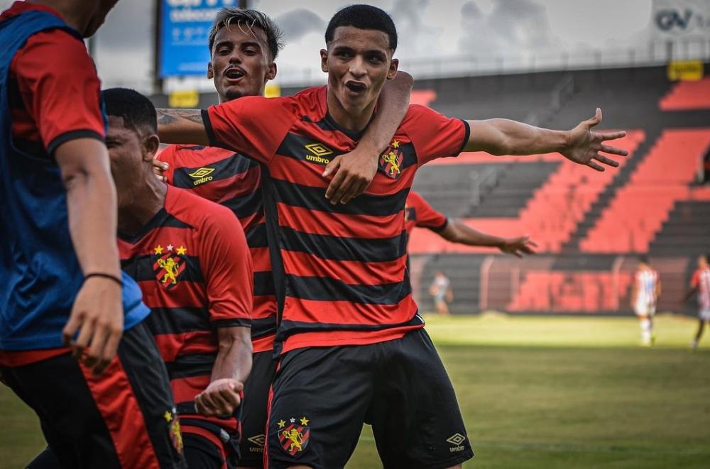 Riquelmy é campeão nas categorias Sub-12, Sub-13, Sub-15, Sub-20 e agora Sub-17 do Pernambucano.