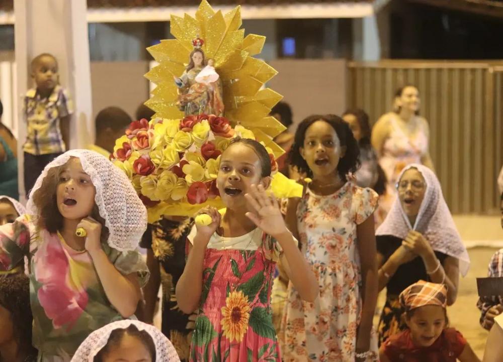 Peça teatral encenada por crianças e adolescentes do SCFV de Atalaia emociona o público presente na Festa da Padroeira Nossa Senhora das Brotas
